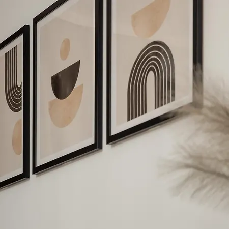 Spacious 2-bedroom By Renters