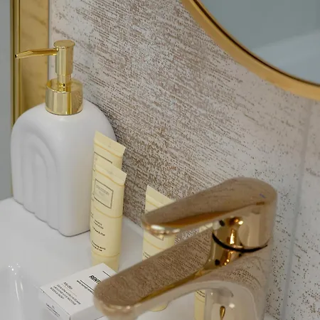 Spacious 2-bedroom By Renters アパート