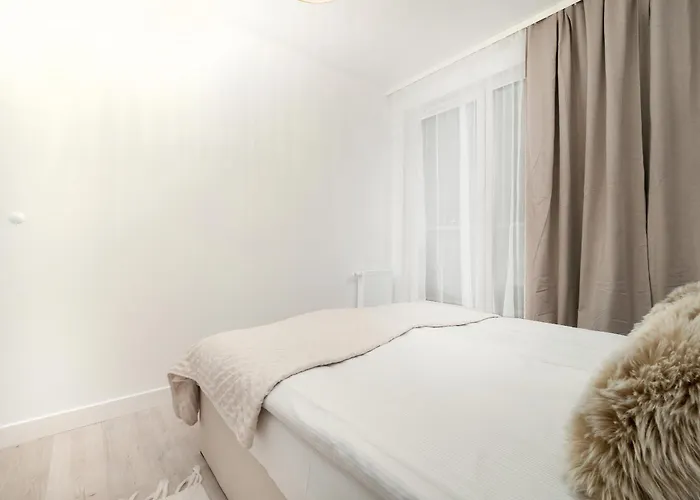 Spacious 2-bedroom By Renters *