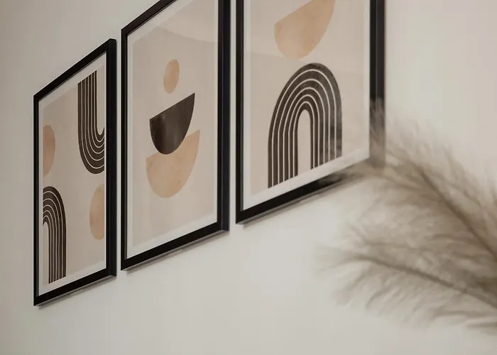 Spacious 2-bedroom By Renters